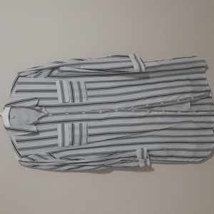Stylish Express dress shirt, only worn a few times